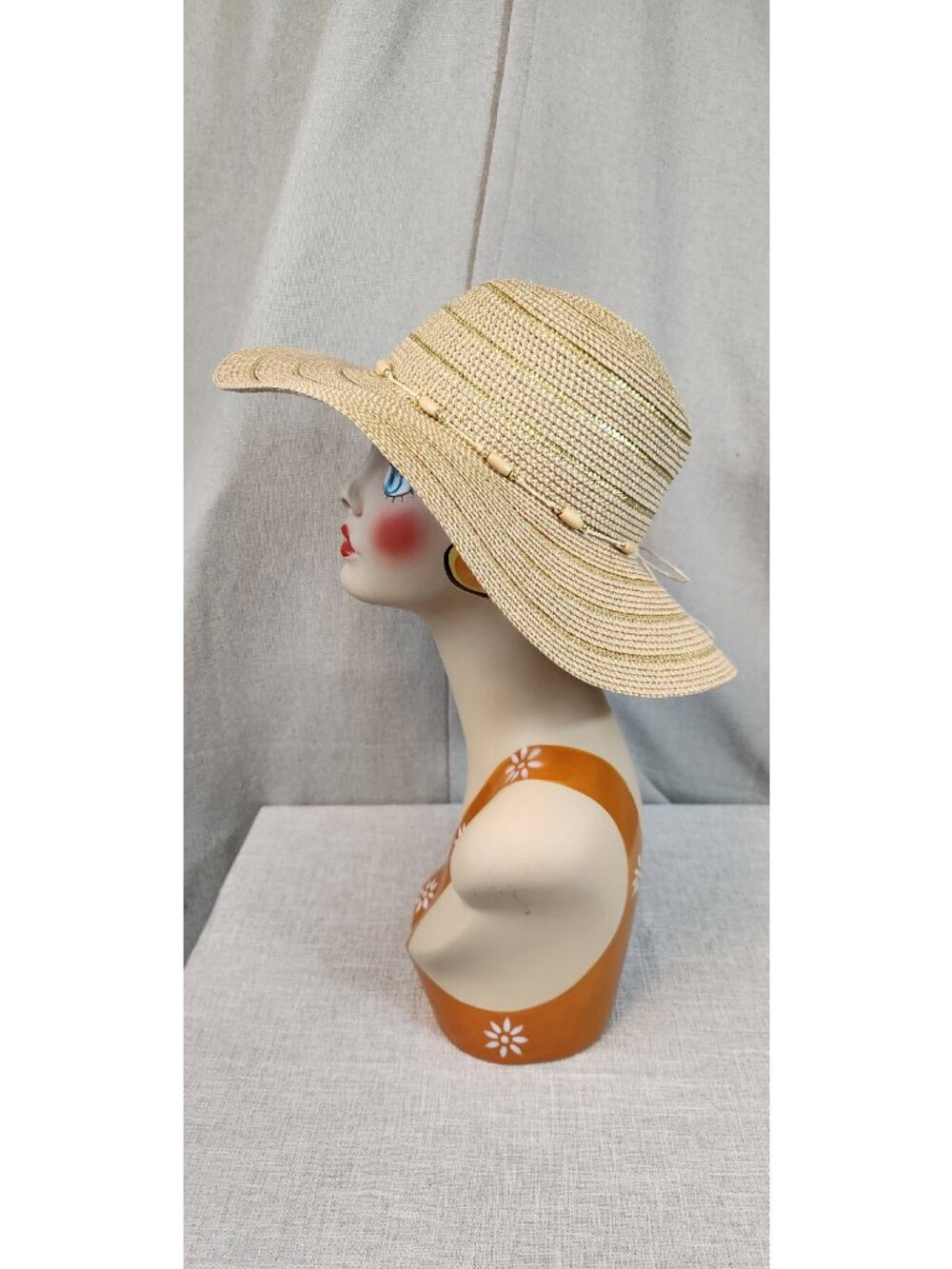 Chicos Paper Polyester Tan w Gold Stri Wide Brim Large Shade Summer Sun Hat USED - Picture 4 of 5